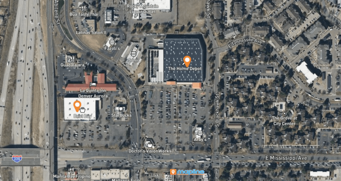 Confirm the parking and loading situation on a given site beforehand with satellite maps